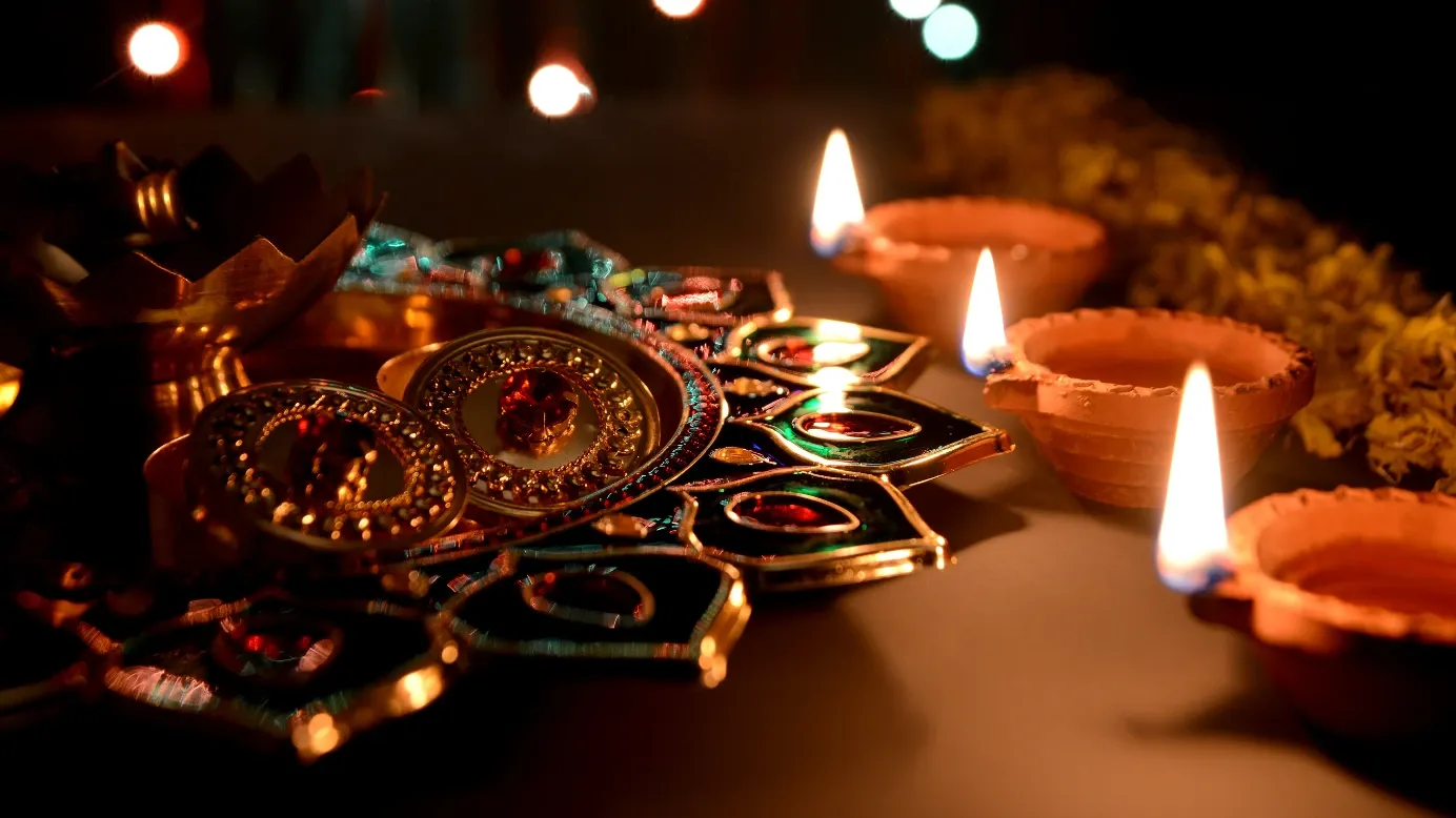 festival-cahaya-makna-spiritual-dan-simbolisme-di-balik-perayaan-diwali